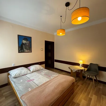 Przy Skalkach לינה וארוחת בוקר שצ'קלארסקה פוראובה