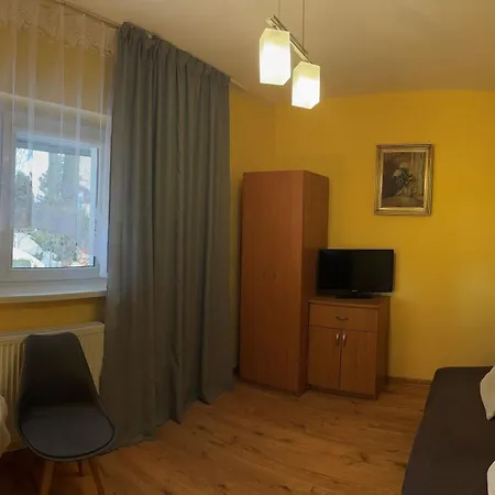 Przy Skalkach לינה וארוחת בוקר שצ'קלארסקה פוראובה