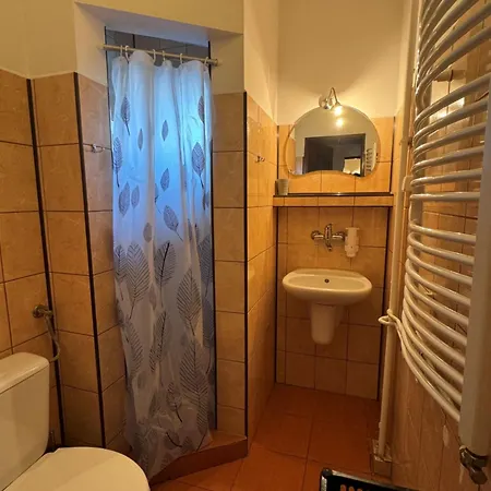 Przy Skalkach 住宿加早餐酒店 斯克拉斯卡波伦巴